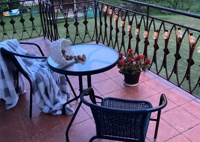 Zaciszny Zakatek Pod Roza Skawinki